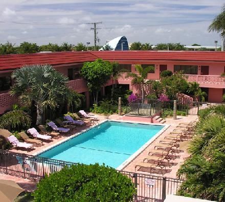 Away Inn Lauderdale-by-the-Sea Facilities photo