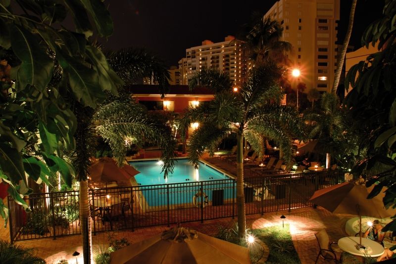 Away Inn Lauderdale-by-the-Sea Exterior photo